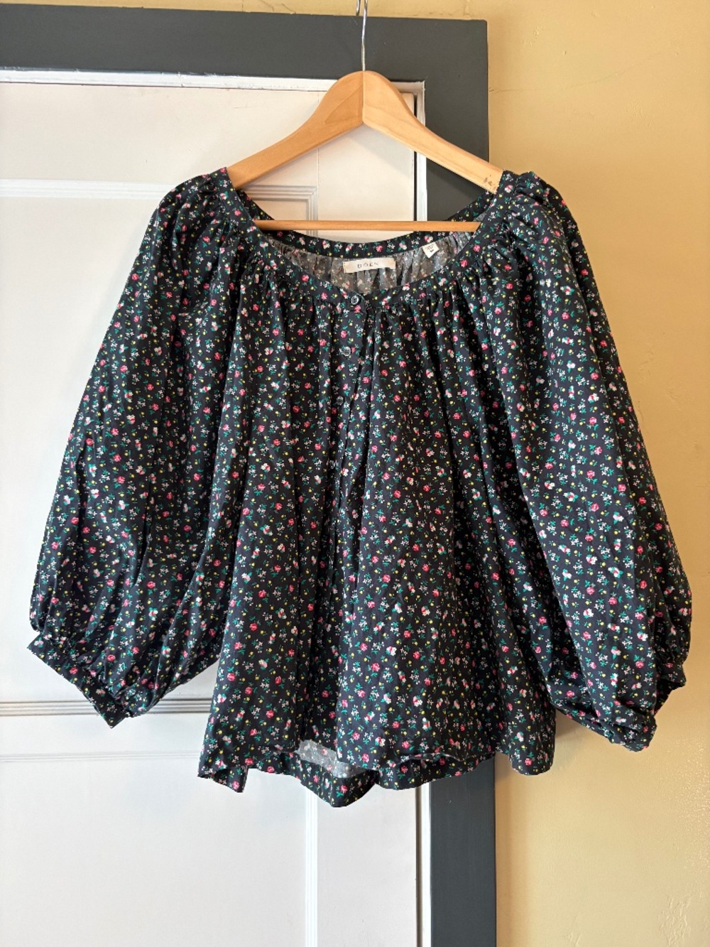 NWOT Dôen Jane Blouse Medium